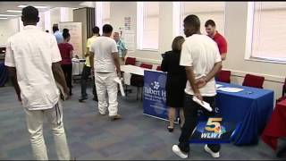 Greater Cincinnati area program helping people find jobs