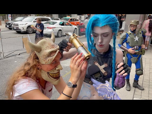 (UNCUT) asking cosplayers to try asmr