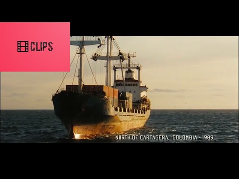 Still: Interpol raids the ship — Lord of War