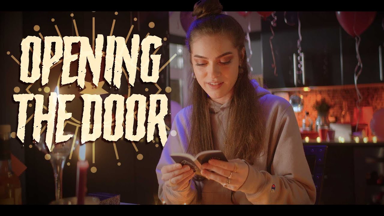 Opening the Door - A Short Film Faking The Anamorphic Look