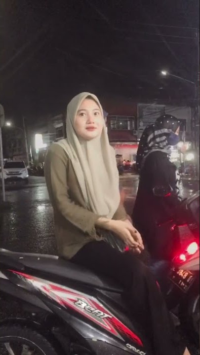 Halu , nemanin pacar malam minggu