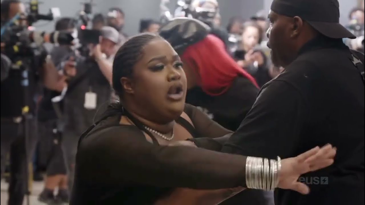 BIGGIE VS SMILEY - BADDIES USA 