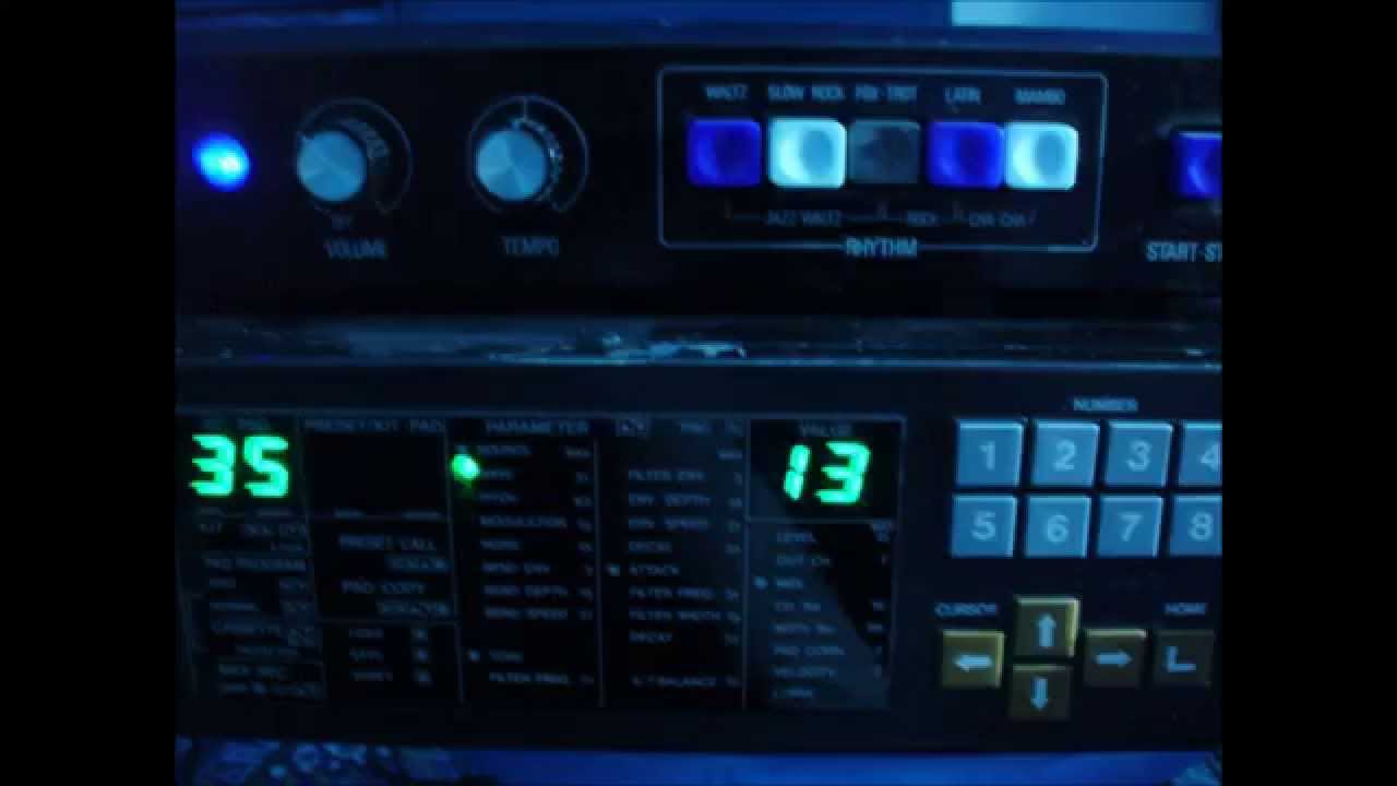 Kay R-8 rhythmer and Pearl SC-40 drumsynth