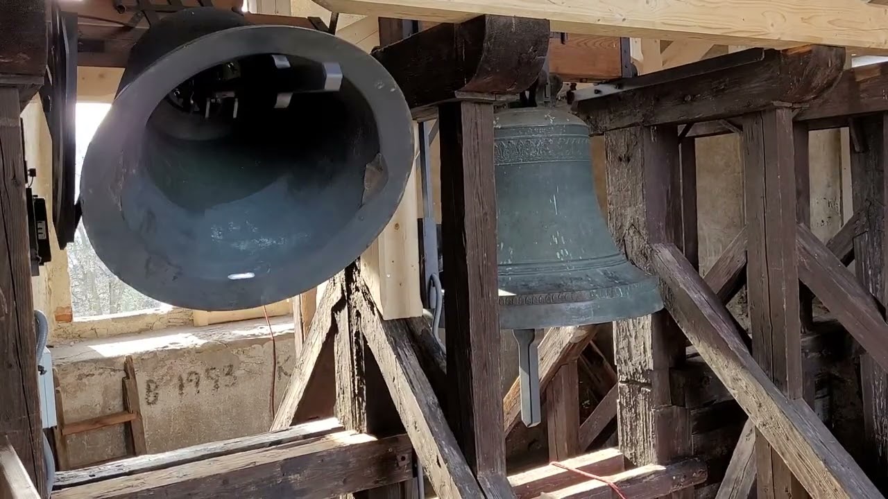 PARTIZÁNSKA ĽUPČA- Kostol sv. Matúša/Zvonenie *ANGELUS*