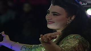 Najwa Karam - Tghazzal Fiyyi (Live)  1995 / نجوى كرم - تغزَّل فيّي حفلة قطر