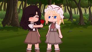 Con Flores Sarah Fier & Hannah Miller