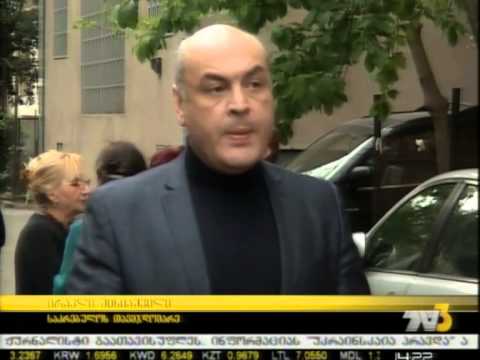 შიხიაშვილმა ავარიული სახლი მოინახულა