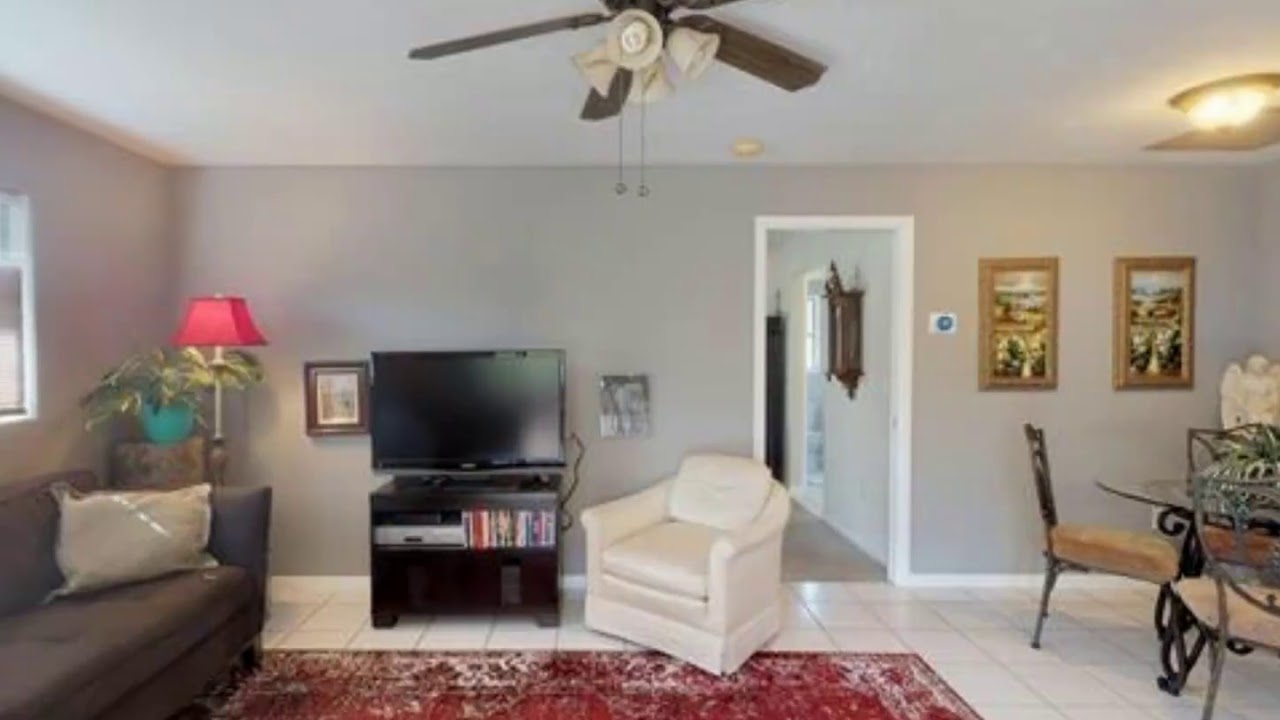 Berkshire Hathaway HomeServices Florida Realty - 1302 SE 15th ST