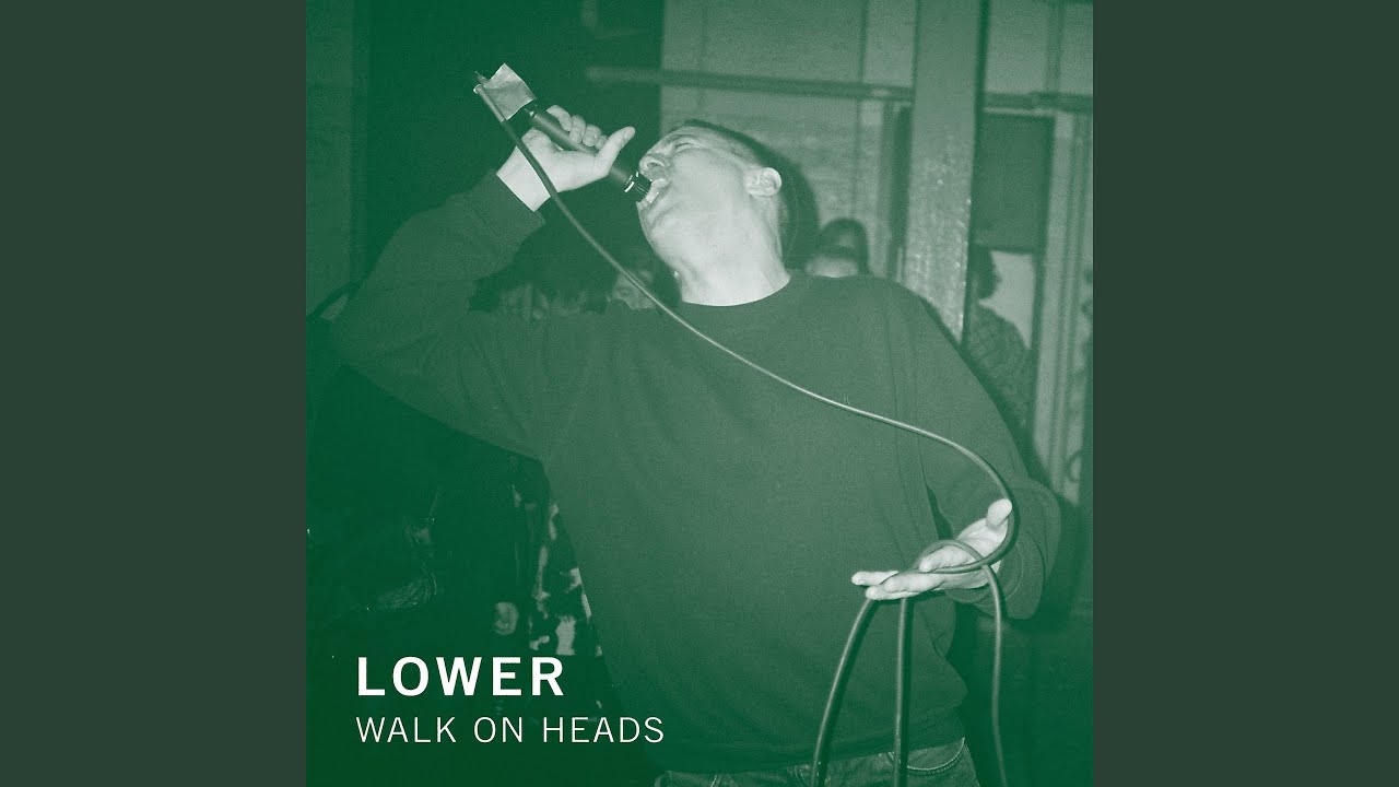 Escape auf YouTube ansehen Escape auf YouTube ansehen