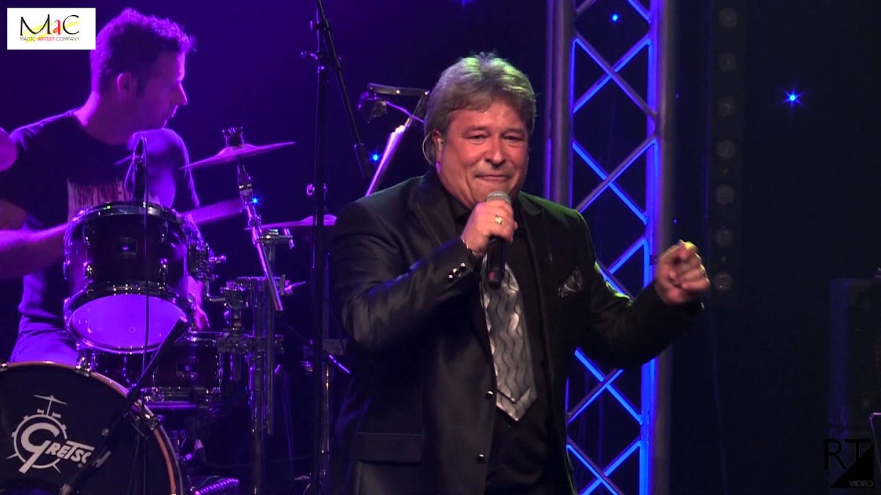 Garry Hagger live in concert