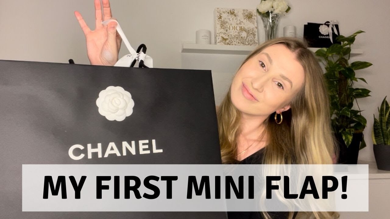 Chanel 22C Shopping and Unboxing  Denim Square Mini with Pearl Crush (What  fits & Mod shots) 