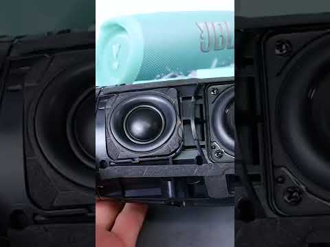 Remove JBL Charge
