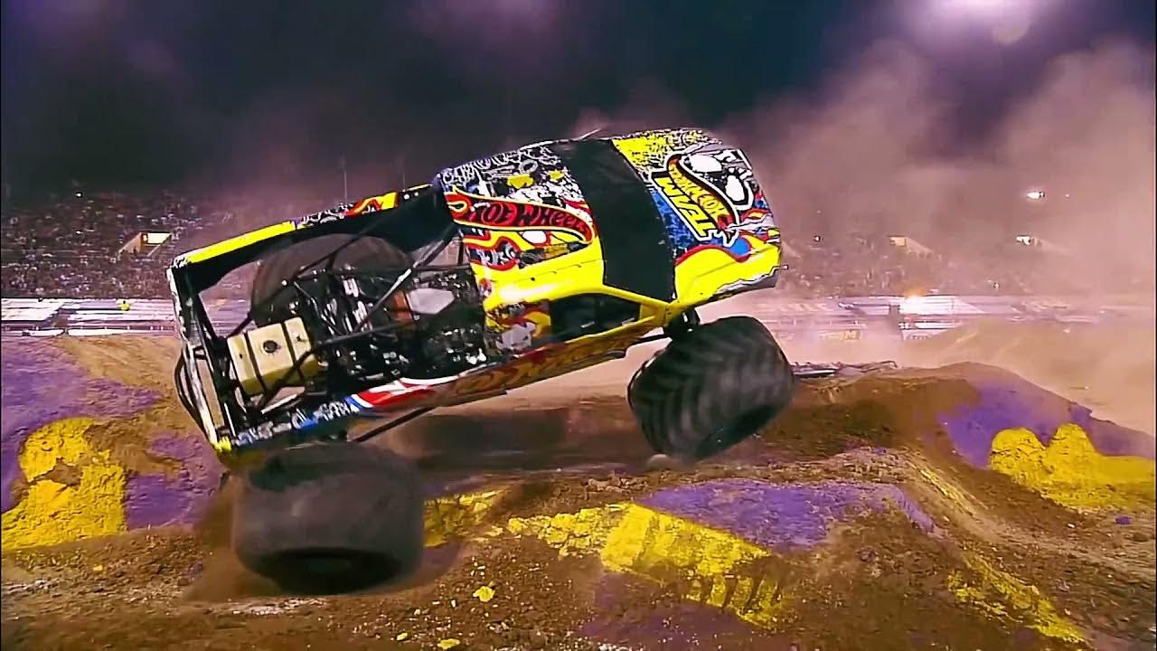 Monster Jam World Finals 15 (3/5) YouTube