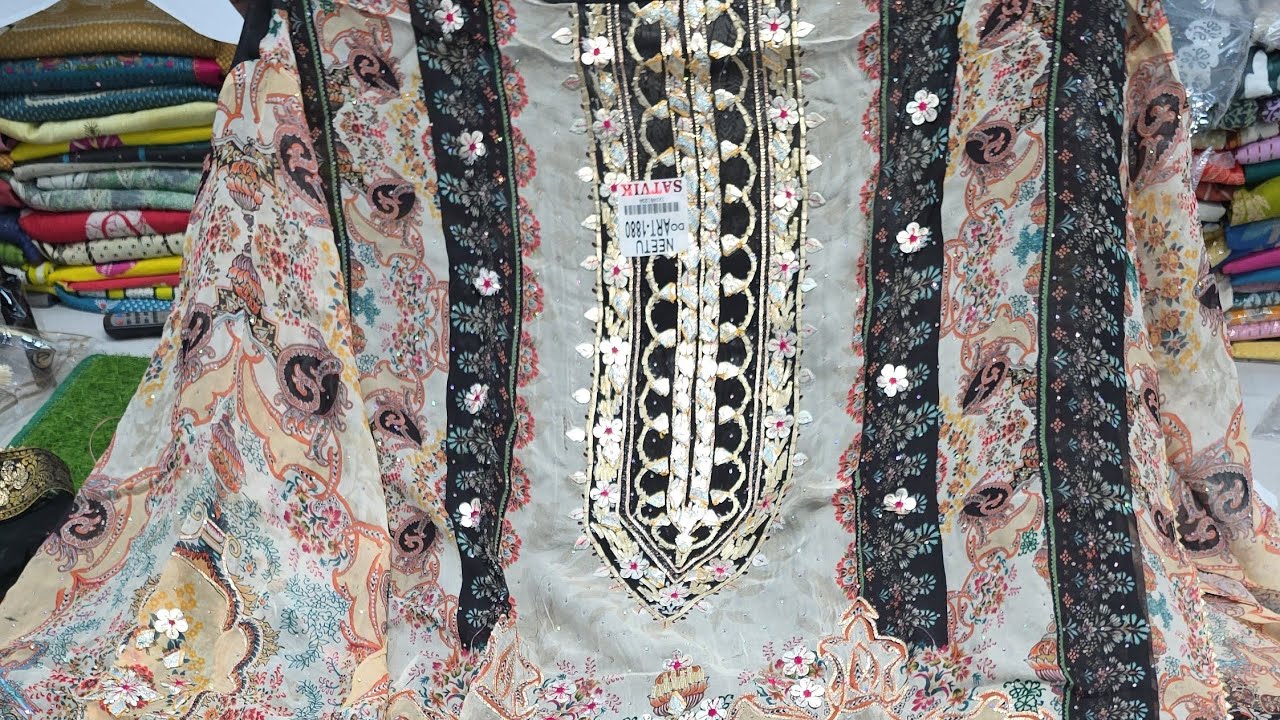 डिजाइनर फैंसी सूट्स और तोलिए...ONLY WHATSAPP      ORDER NO.  95558_65558..  95558_40005