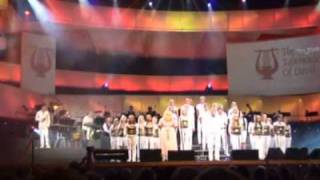 "Hallelujah" - Rolf Roosalu, Ott Lepland & WAF choir in Israel (Leonard Cohen, Rufus Wainwright)