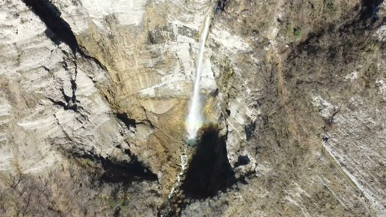 sentier du facteur et cascade de craponoz