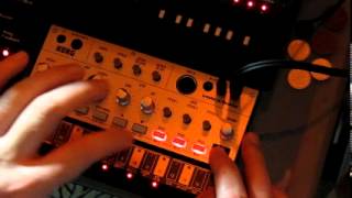Korg Volca Bass Review part1