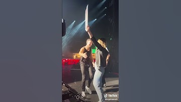 Thumbnail of Katelyn Tarver(aka Jo) from B.T.R. reunited with Kendall on stage!! 🙌🏻🙌🏻🙌🏻😍😍😍🥰🥰🥰❤️❤️❤️