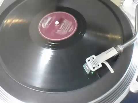 在 YouTube 上观看 The naked sea  - Laurindo de Almeida e George Fields
