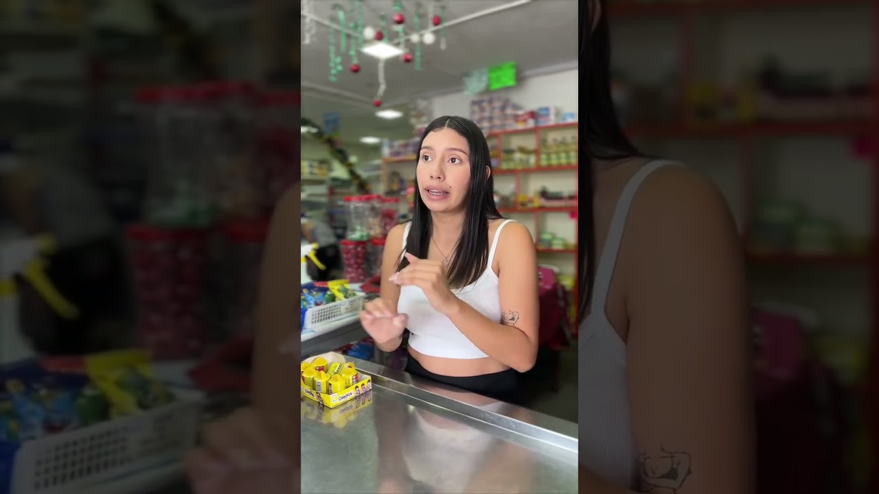 Por apoyar a mi amiga tuve que recibir la crítica de mi vecina.