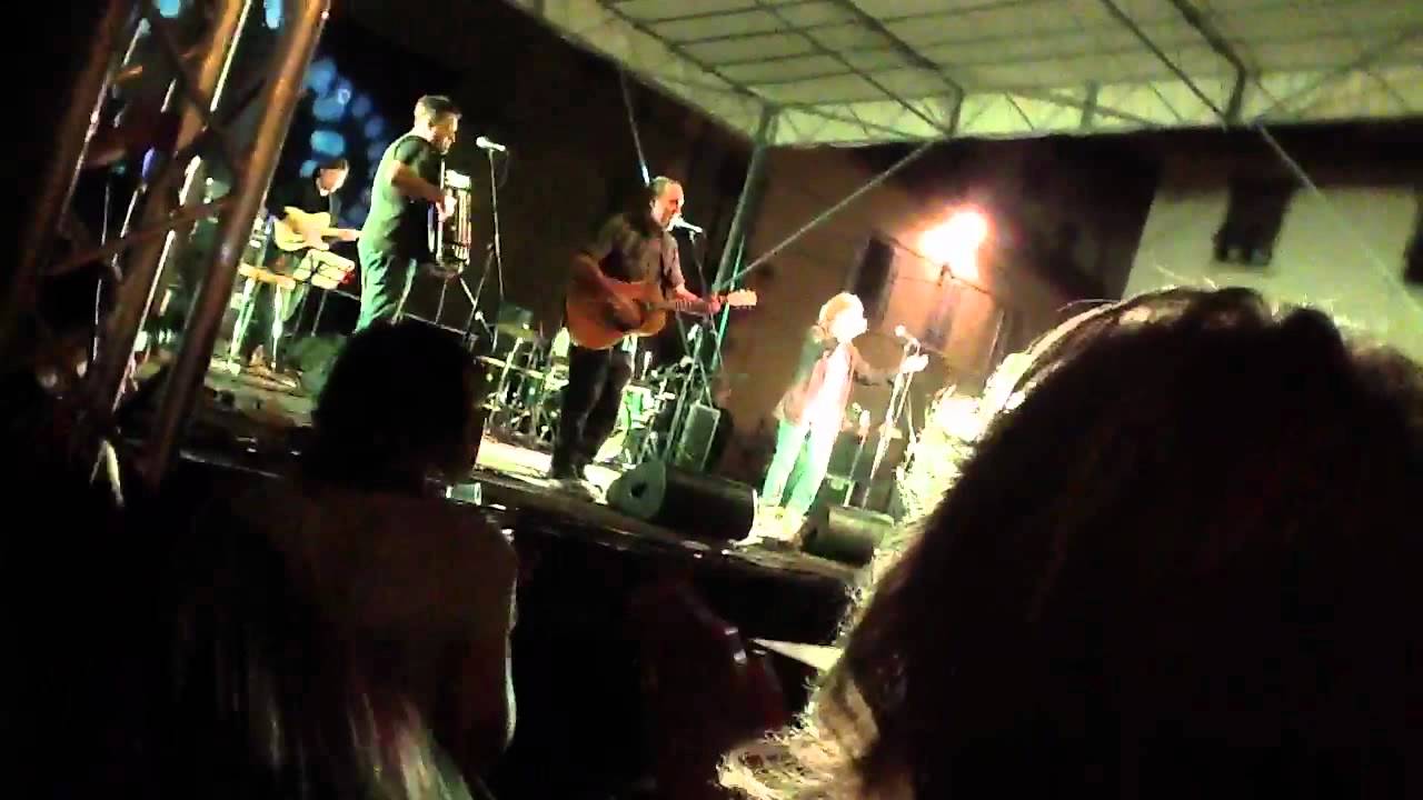 Patti Smith ft. La Casa del Vento @ Montevarchi - Because the night