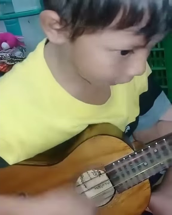 VIRAL Kau mengajarkan ku mengenal cinta versi kentrung anak kecil