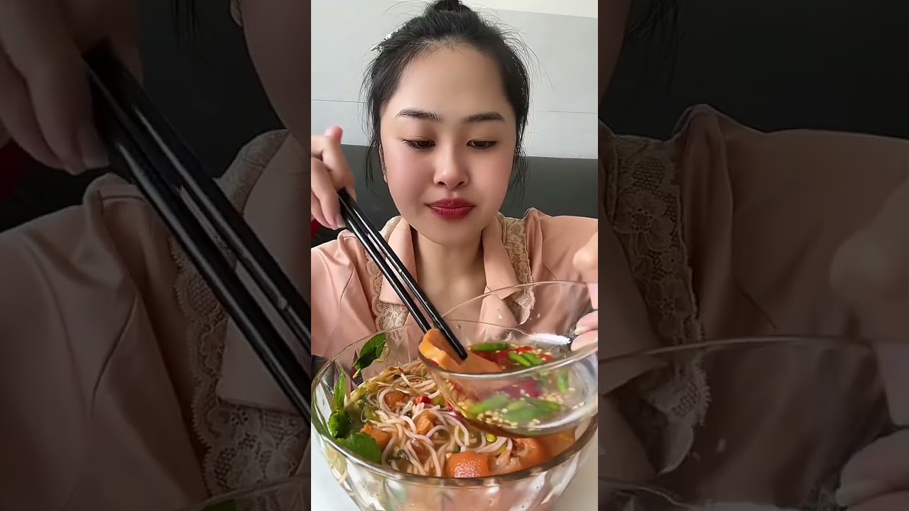 BÚN RIÊU BÒ ĂN HOÀI KHÔNG CHÁN - DUNG ( MUKBANG )