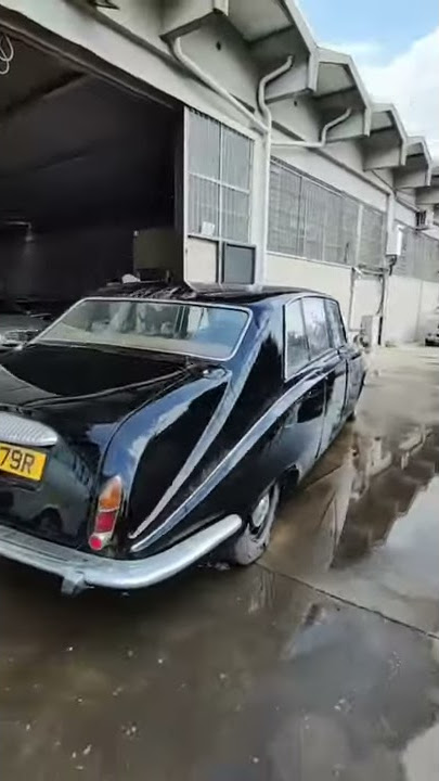 Daimler limousine van den Plas 1976