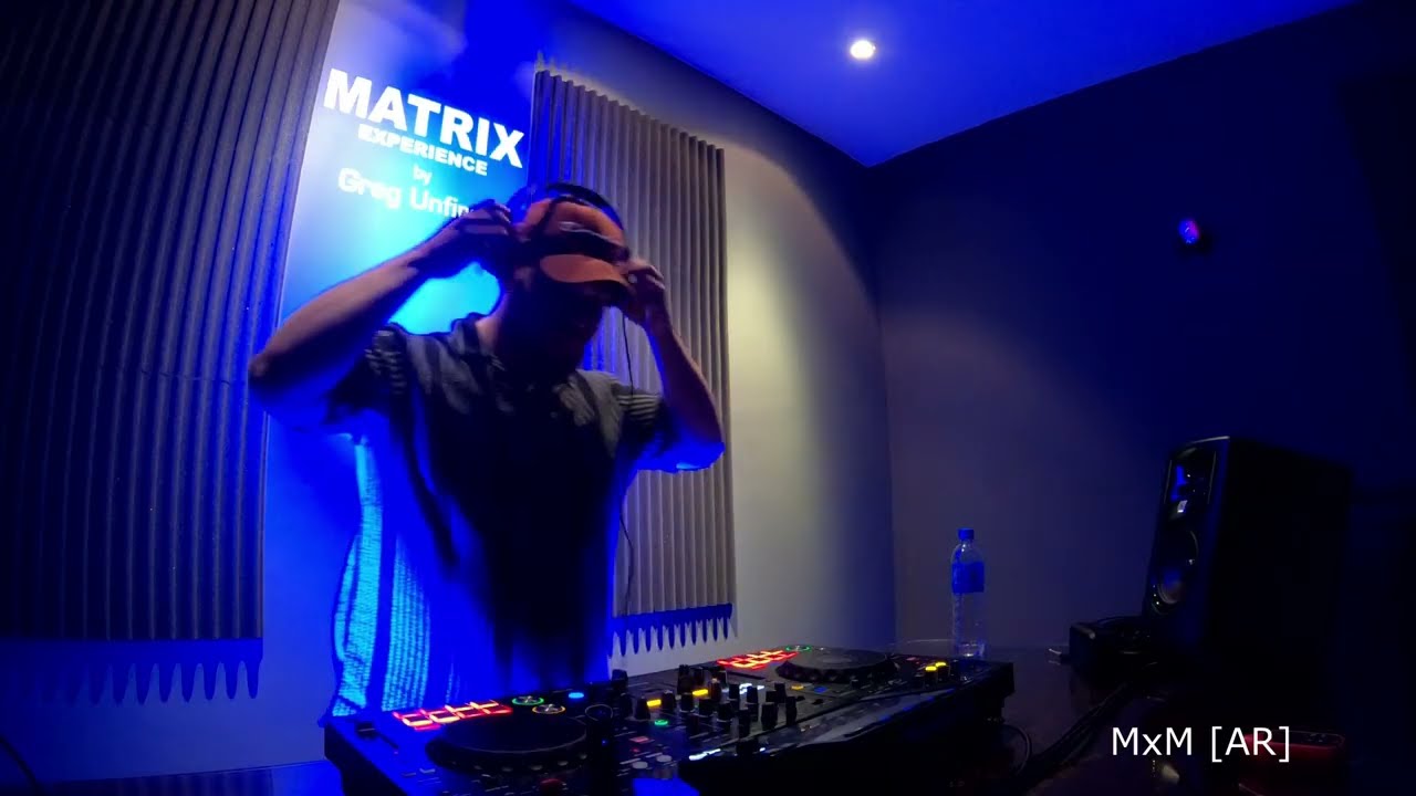 MxM (AR) - PROGRESSIVE HOUSE - MATRIX EXPERIENCE