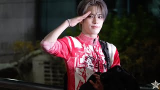 Download Lagu 클로즈 유어 아이즈(CLOSE YOUR EYES) KBS Music Bank 퇴근길 | 251128 MP3