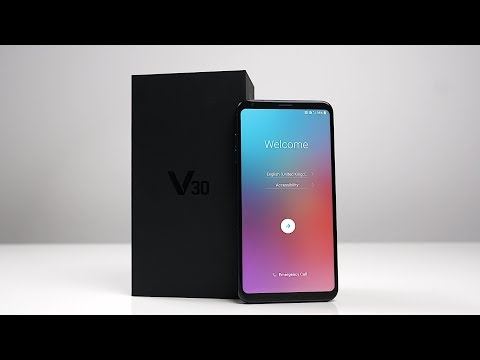 Unboxing: LG V30