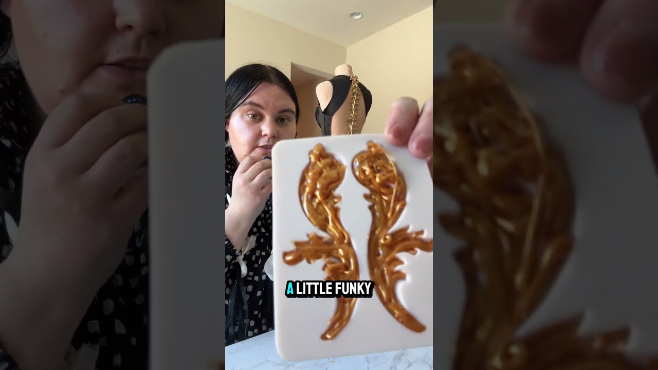 Техники косплея и создания костюмов: филигрань с использованием горячего клея!!