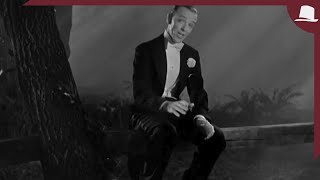 Watch Fred Astaire A Foggy Day video
