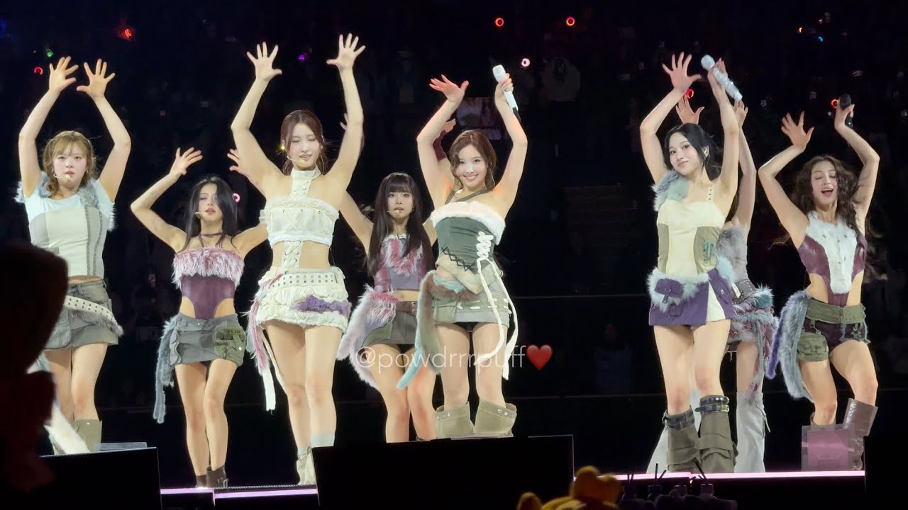 260124 - ONE SPARK - TWICE - LA D3 - 4K 직캠 FANCAM