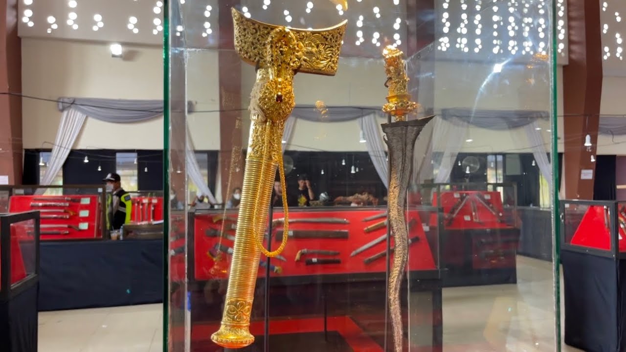 PAMERAN JEJAK PERADABAN BESI LUWU DI SOROWAKO