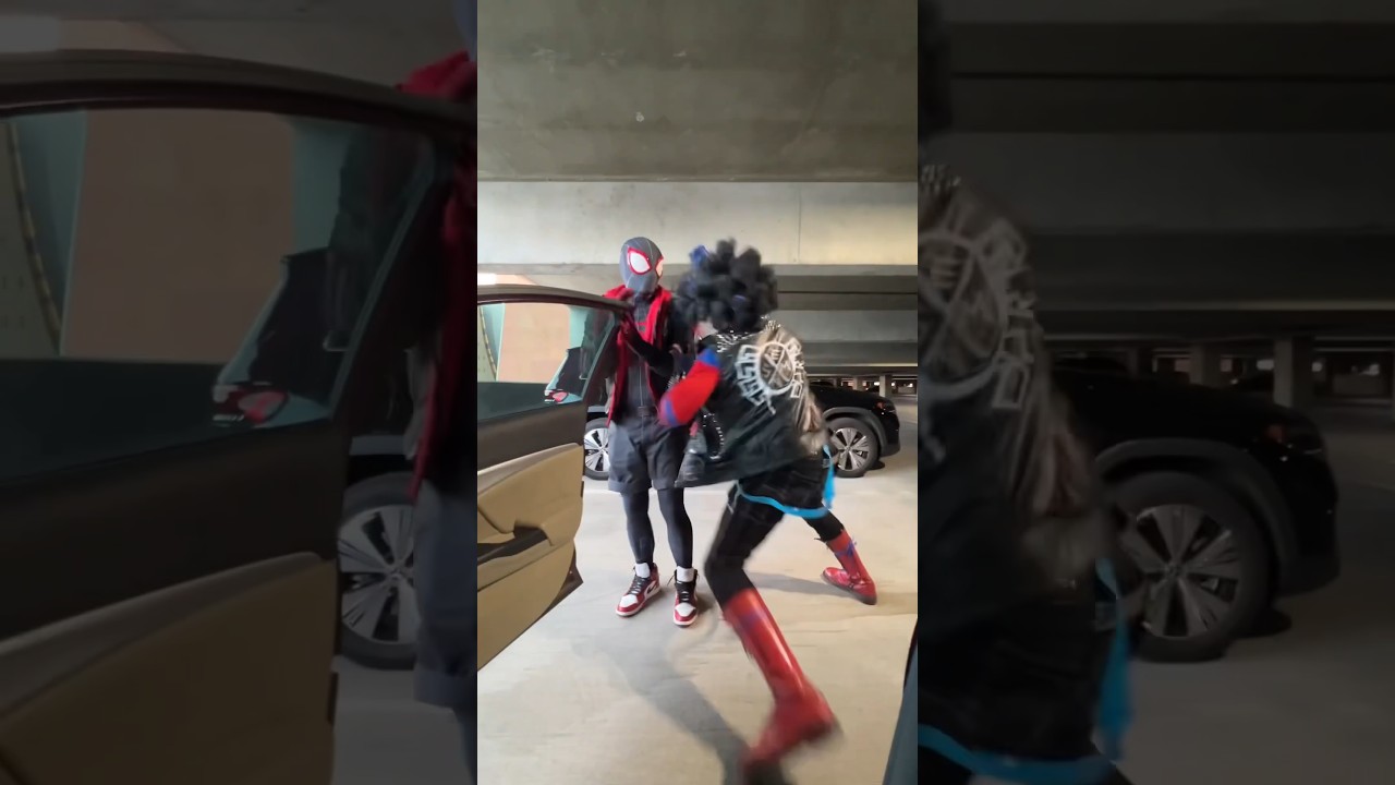 Hobie always in my way 😭 w/@AkemikunCosplay@whoachriswhoa #spiderman #spiderverse #cosplay
