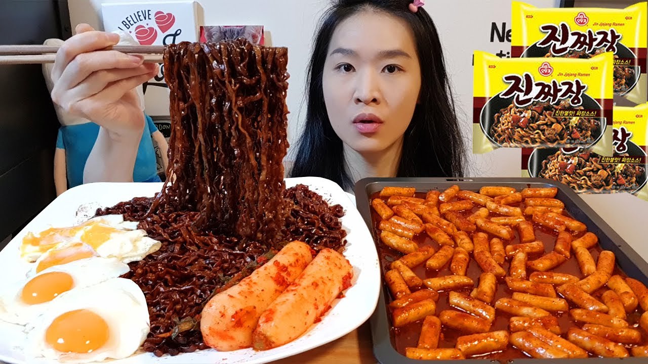 Chewy!! Spicy Rice Cakes & Black Bean Noodles, Kimchi & Eggs Mukbang