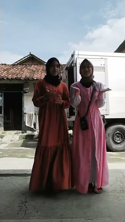 Nissa Lutfi Cantik | SholeHot