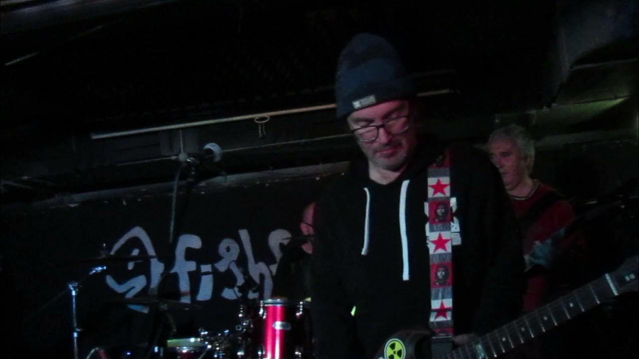 Пригородный блюз 2. Рок группы 2022. Андрей тропилло. Рок группа россияне. Группа аквариум концерт в твери 12 апреля.