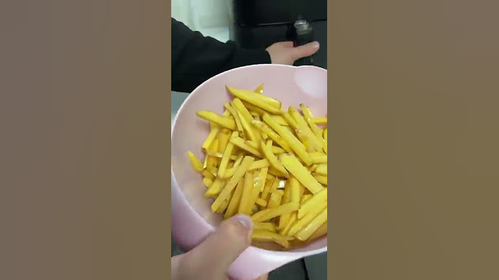 Selbstgemachte Pommes mit Hähnchen Schnitzel 🤤