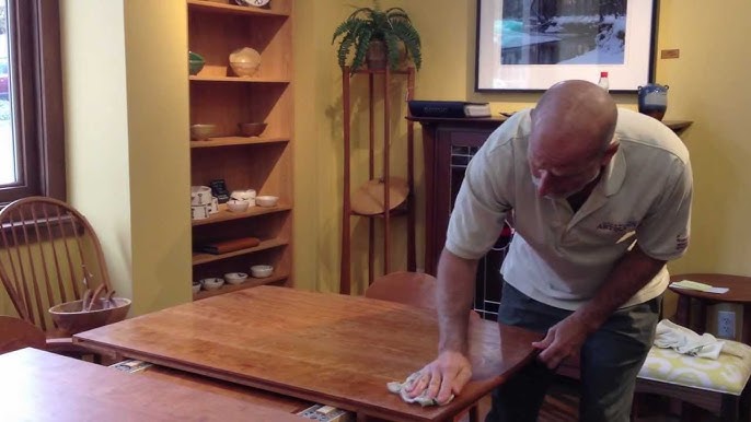 Daily cleaning of oil treated wood tables – how to clean wood