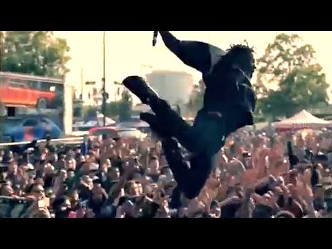 11 Rappers' Extreme Stage Dives