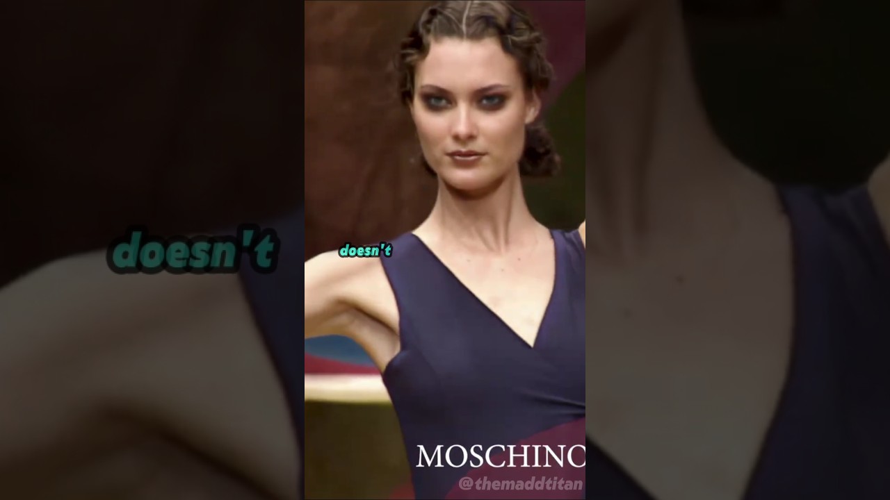 Supermodel Shalom Harlow for Moschino 1997 