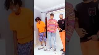 La Dernière Voix (Ambiance Total) Au Laboratoire En Tout Cas Abonnés Vous Pour Plus De Vidéos Resimi