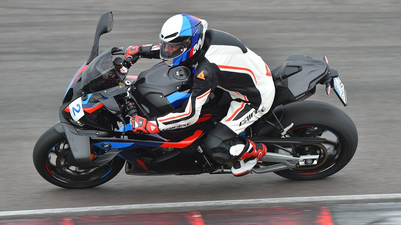  PRIMA VOLTA IN PISTA😲🫣M1000rr 2025 al Cremona circuit #bmwmotorrad #pista 