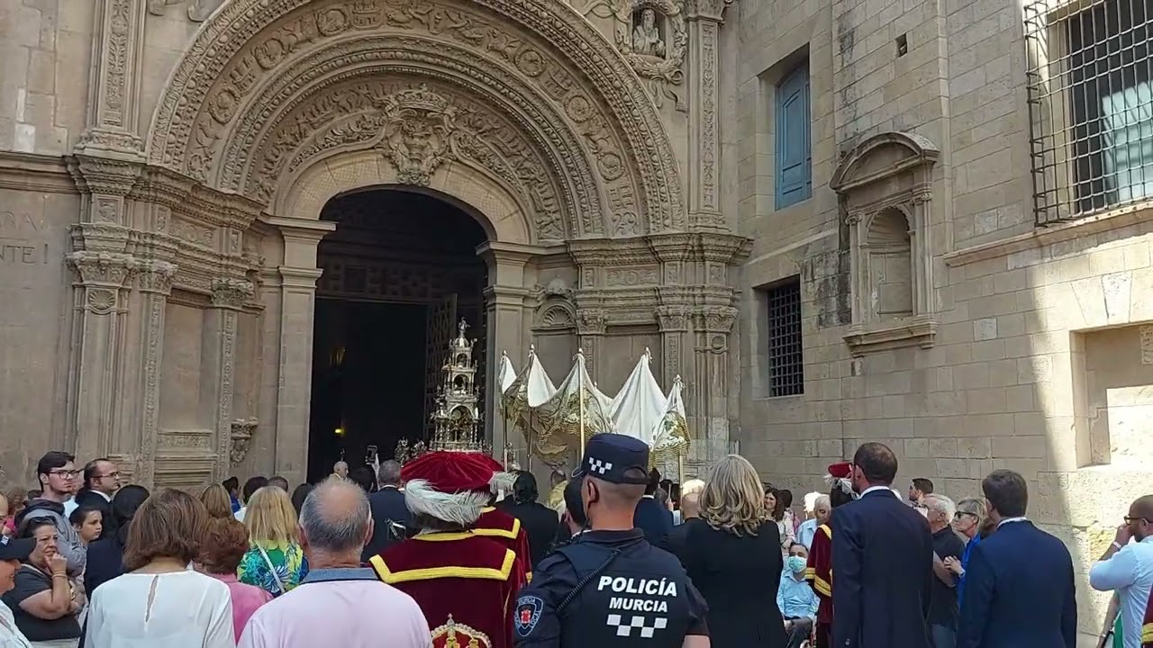 Procesión del Corpus entrada Catedral en 2024