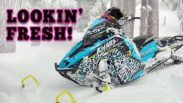 ArcticFX Sled Wrap with Silver Flake | 2022 Polaris Khaos Matryx