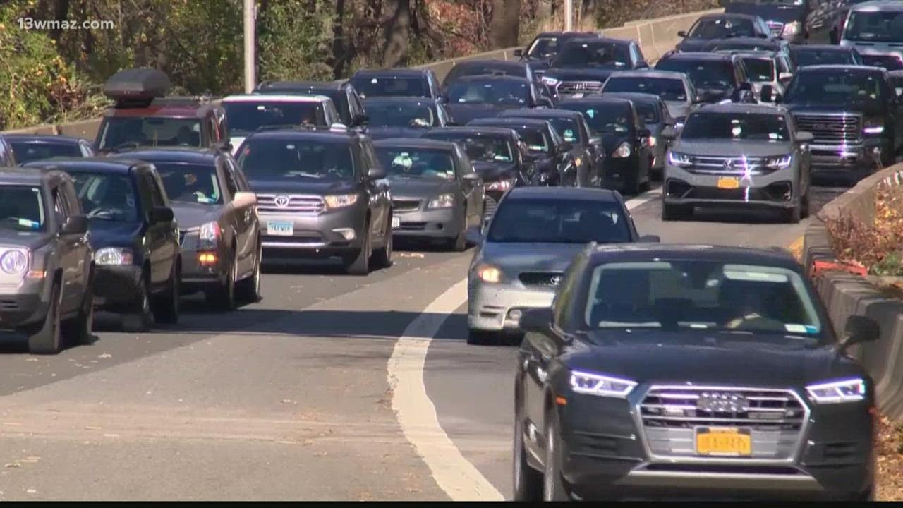 gas prices see a decrease near the holidays YouTube