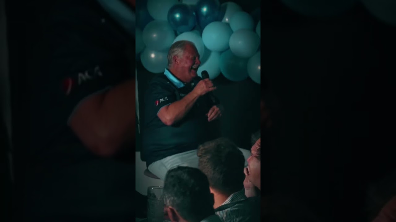 Only good vibes working with the Baggy Blues 🏏💙