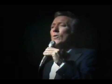 Andy Williams - Can't Take My Eyes Off You (Year 1968) @ Royal Albert Hall, London